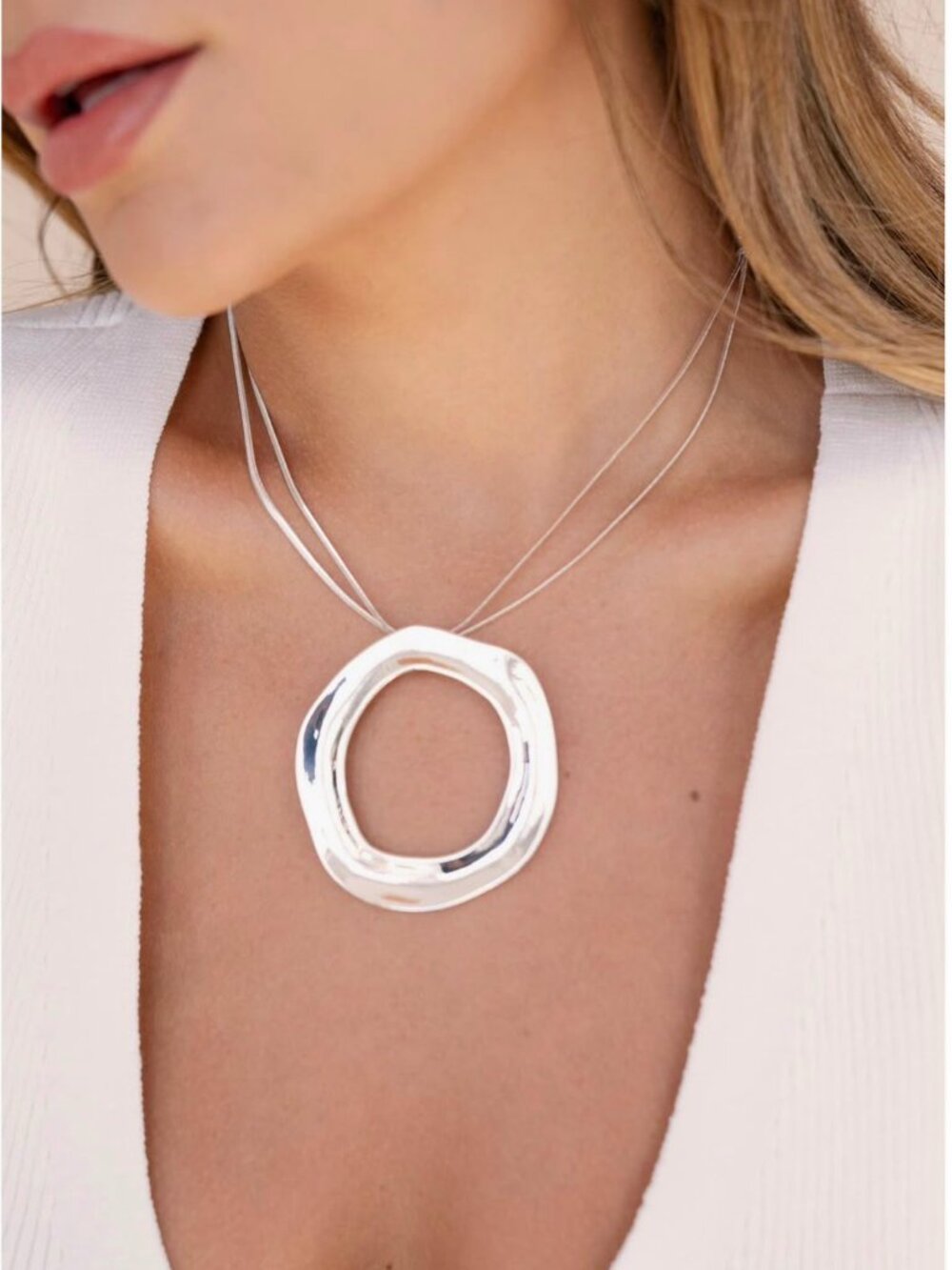 Ettika Open Circle Statement Necklace — Silver | NEW